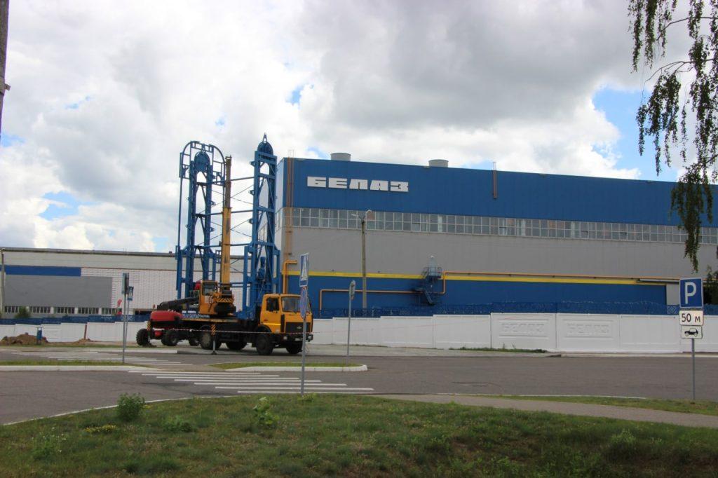 Парковка БЕЛАЗ