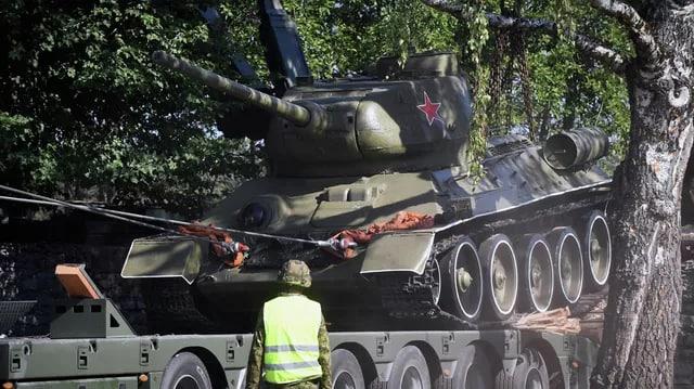 Курская область предложила Эстонии дрова и теплые вещи в обмен на танк Т-34