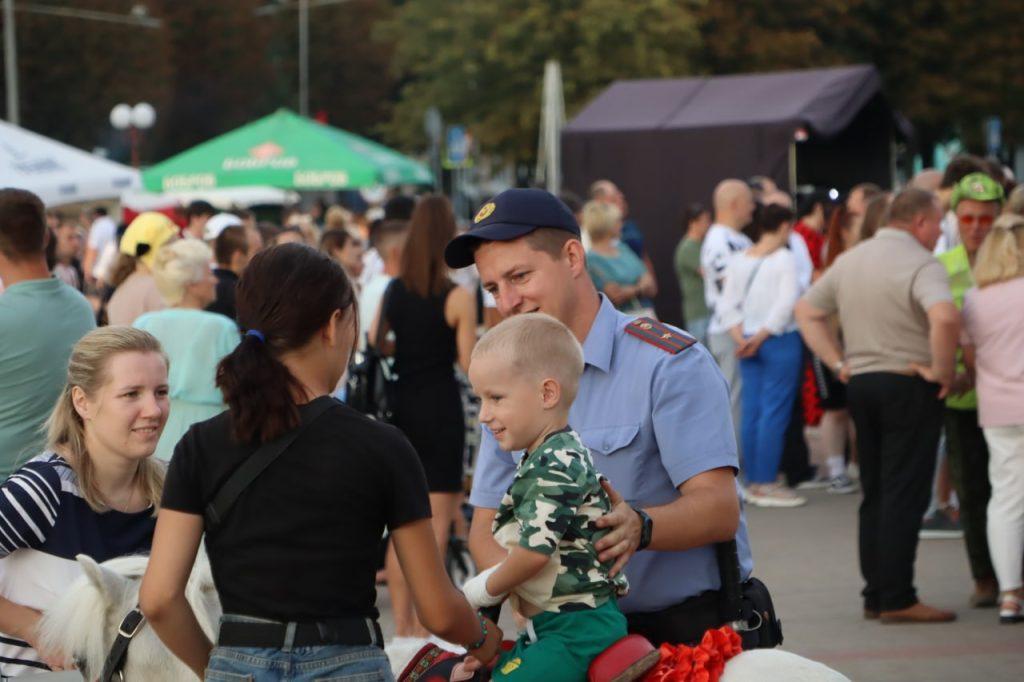 На каких мероприятиях в выходные побывали правоохранители Минской области