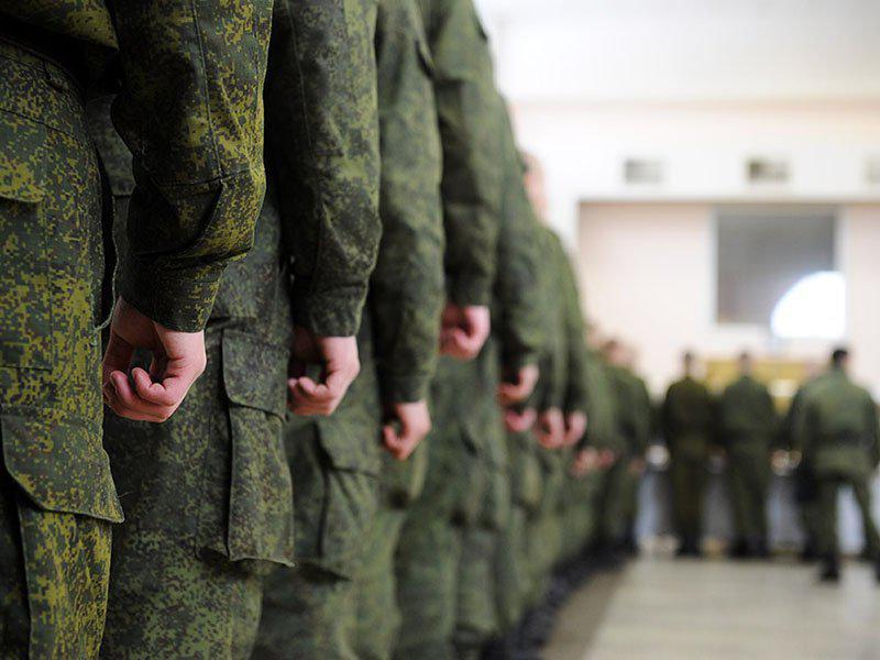 Призывной возраст могут увеличить в России