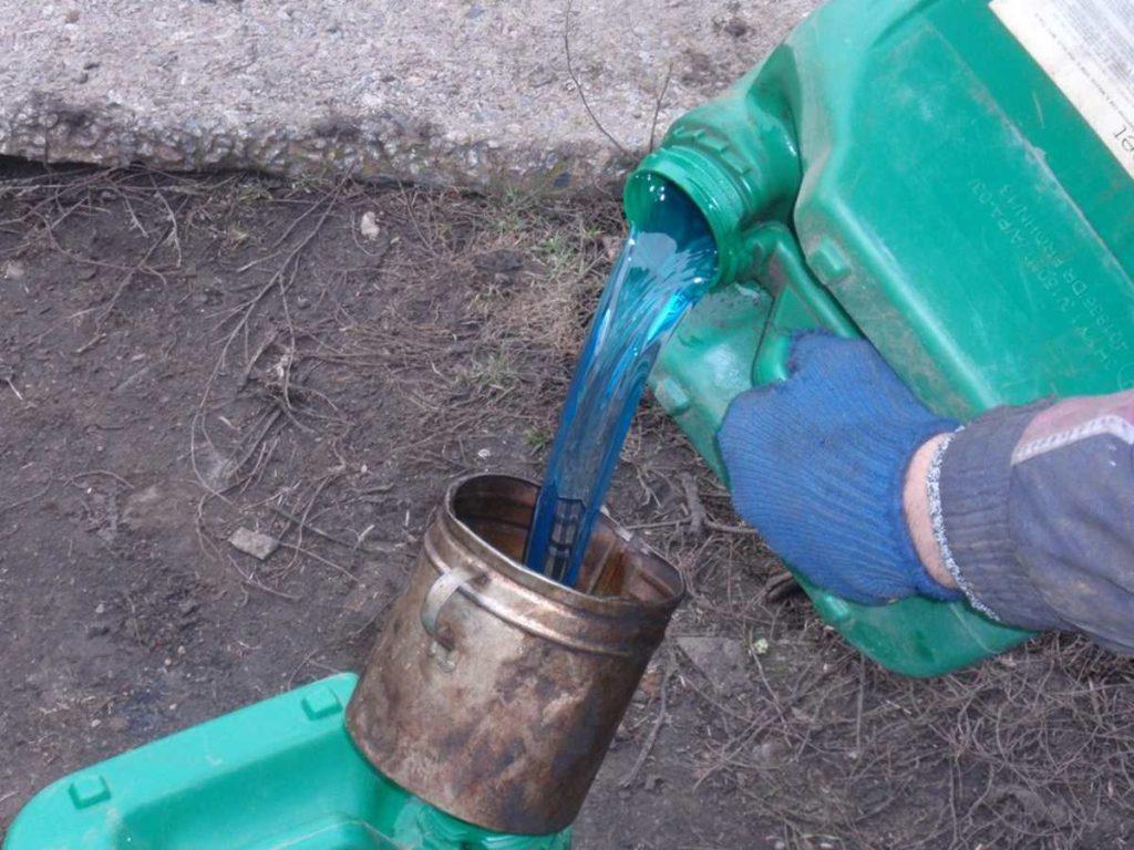 В Столбцовском районе установили продавца и покупателя окрашенного дизтоплива