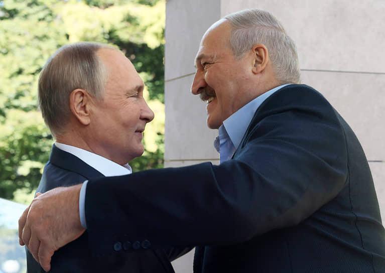 Такого уровня взаимоотношений, как между президентами Беларуси и России, нет ни у кого — Лукашенко