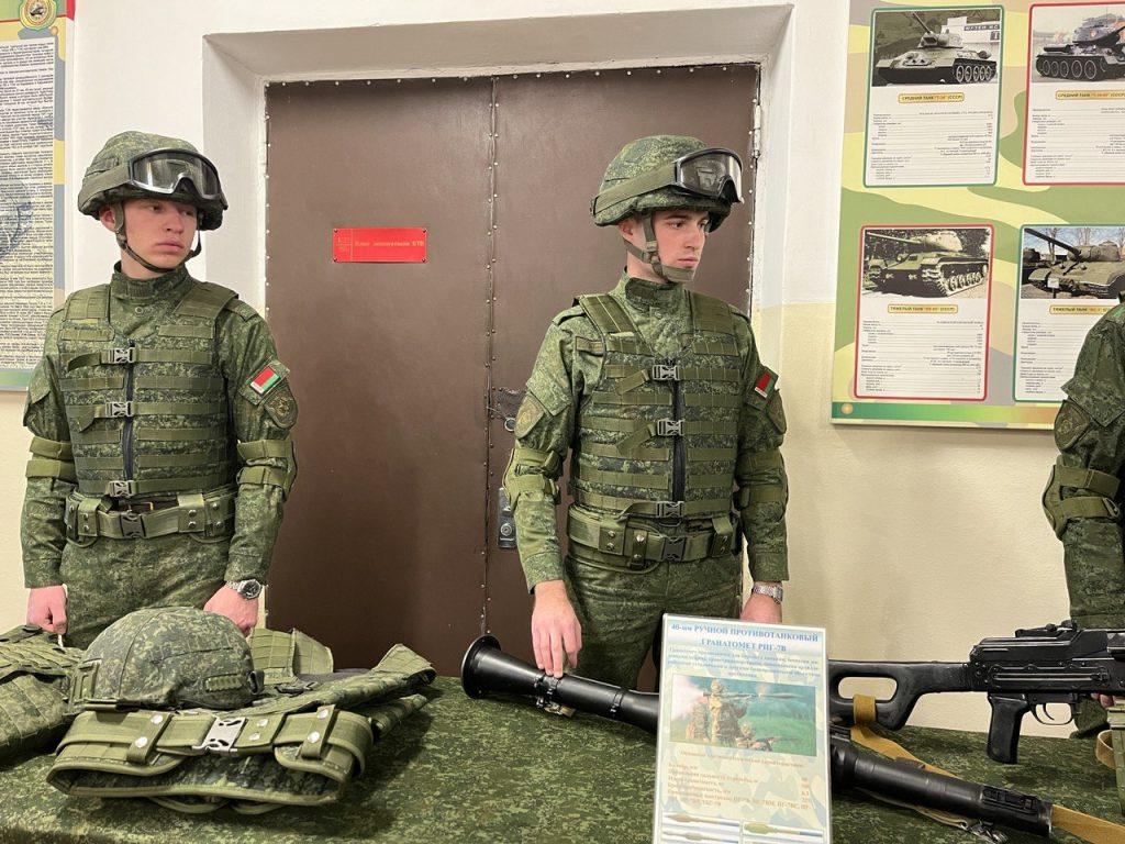 Воинскую службу популяризуют. Чем привлекают молодежь в армию и профильные учебные заведения