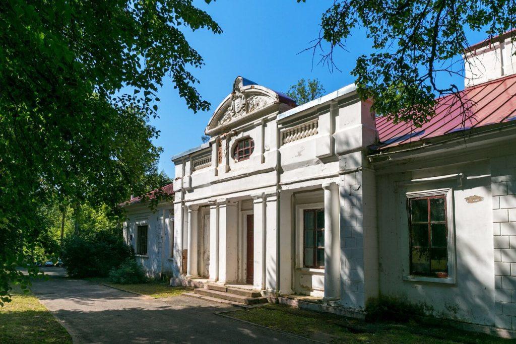 Усадьба Сулистровских в Комарово — памятник усадебно-парковой архитектуры XIX - начала XX веков