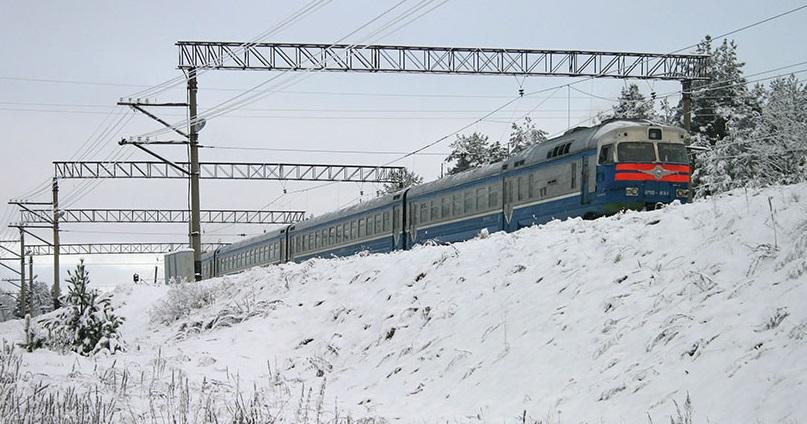 В БЖД рассказали, почему некоторые поезда приходят с опозданием. Спойлер: виновата погода
