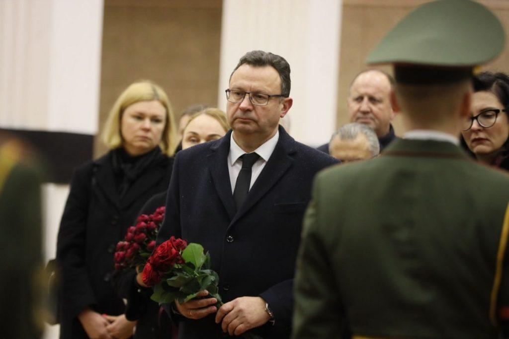 Макей