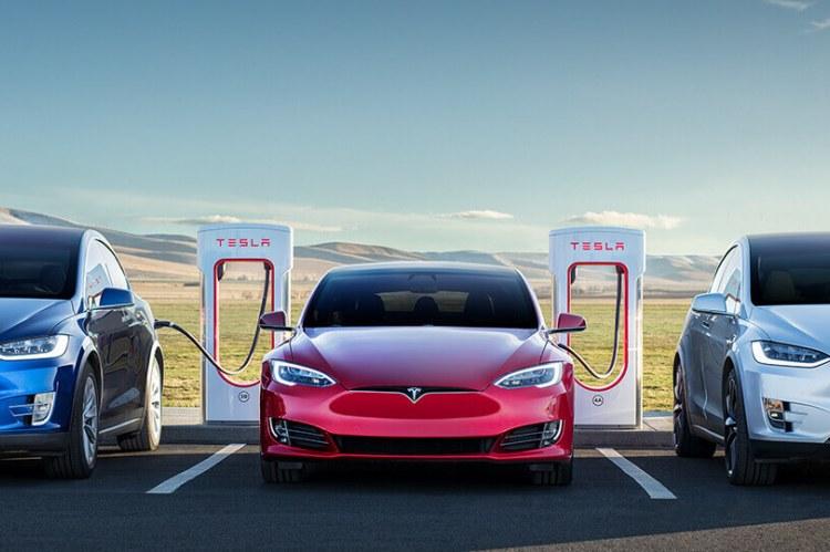 Автомобили Tesla
