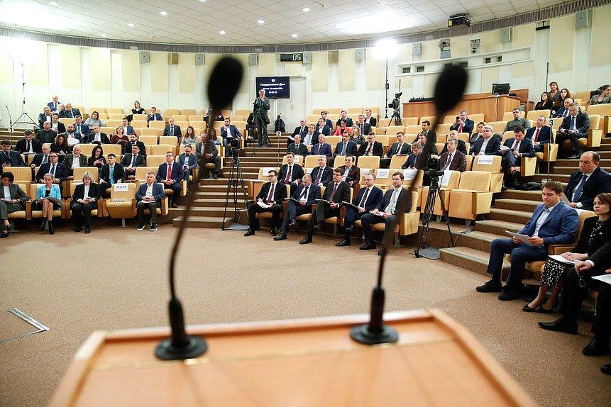 Путин предлагает лишать гражданства России за взятки и дискредитацию армии