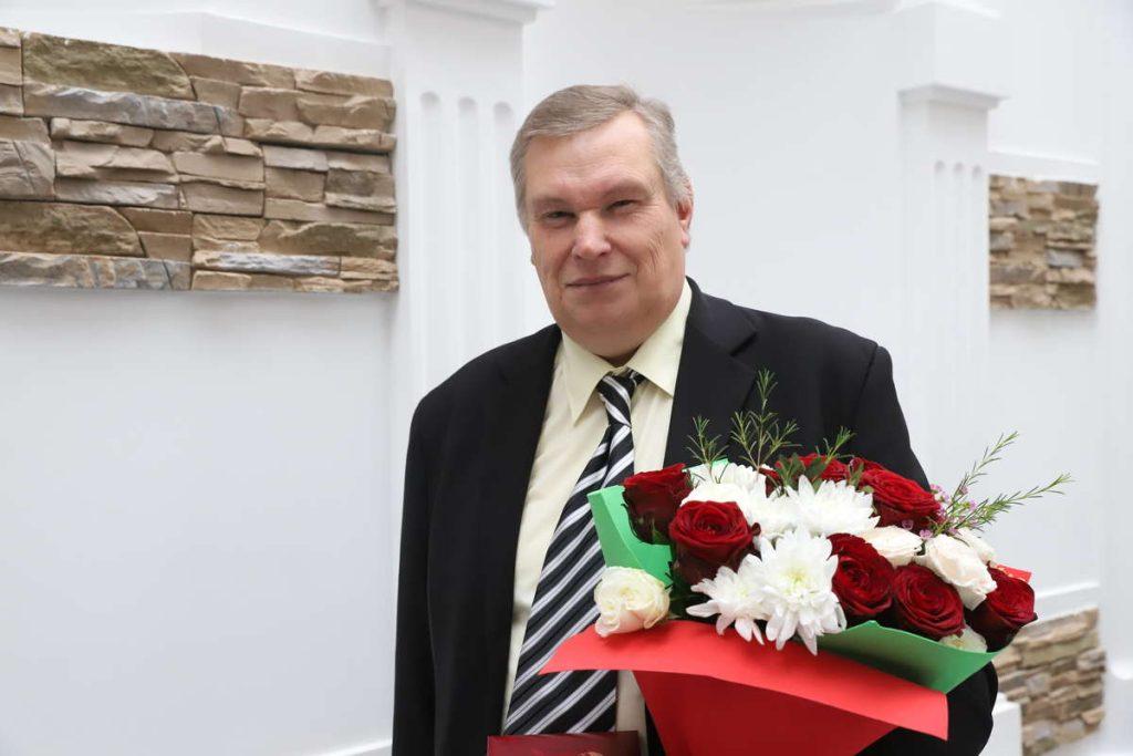 Село город кормит. Пообщались с лучшим механизатором Логойского района