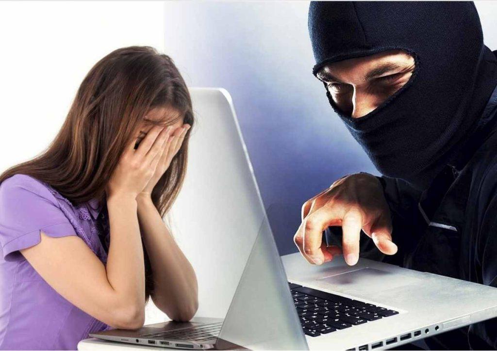 «Приложение помощи» помогло кибермошенникам похитить почти 15 тысяч рублей у жительницы Дзержинска