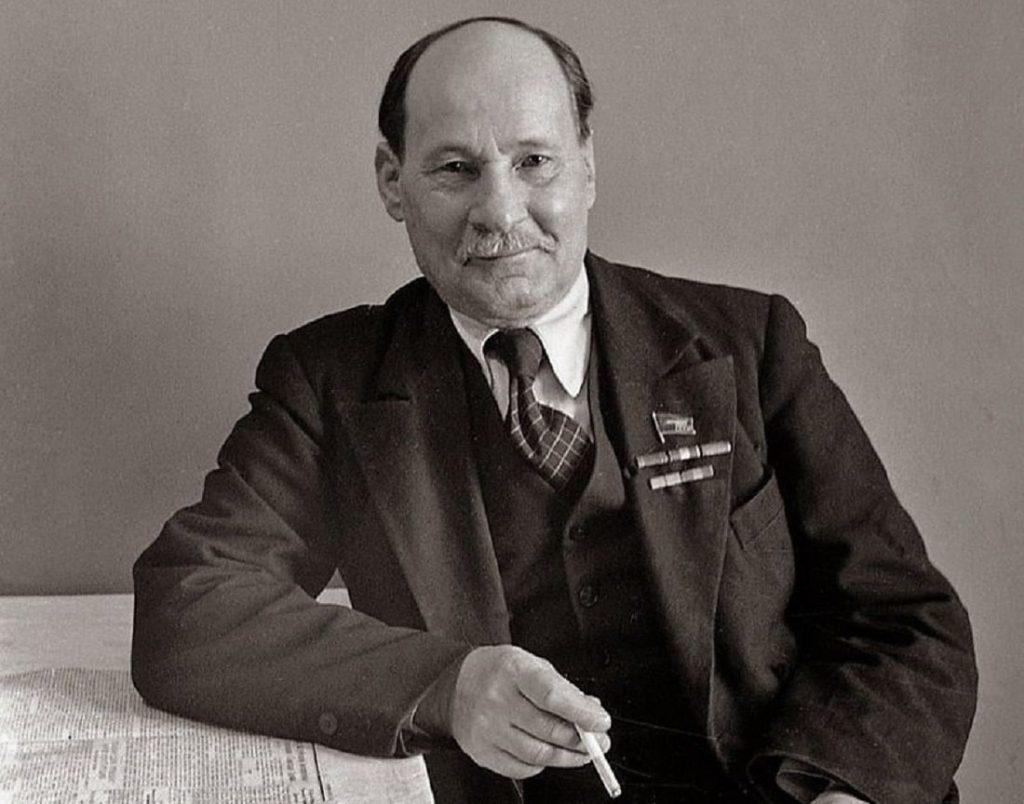 К 140-летию Якуба Коласа: собрали самые популярные произведения и интересные факты о жизни автора