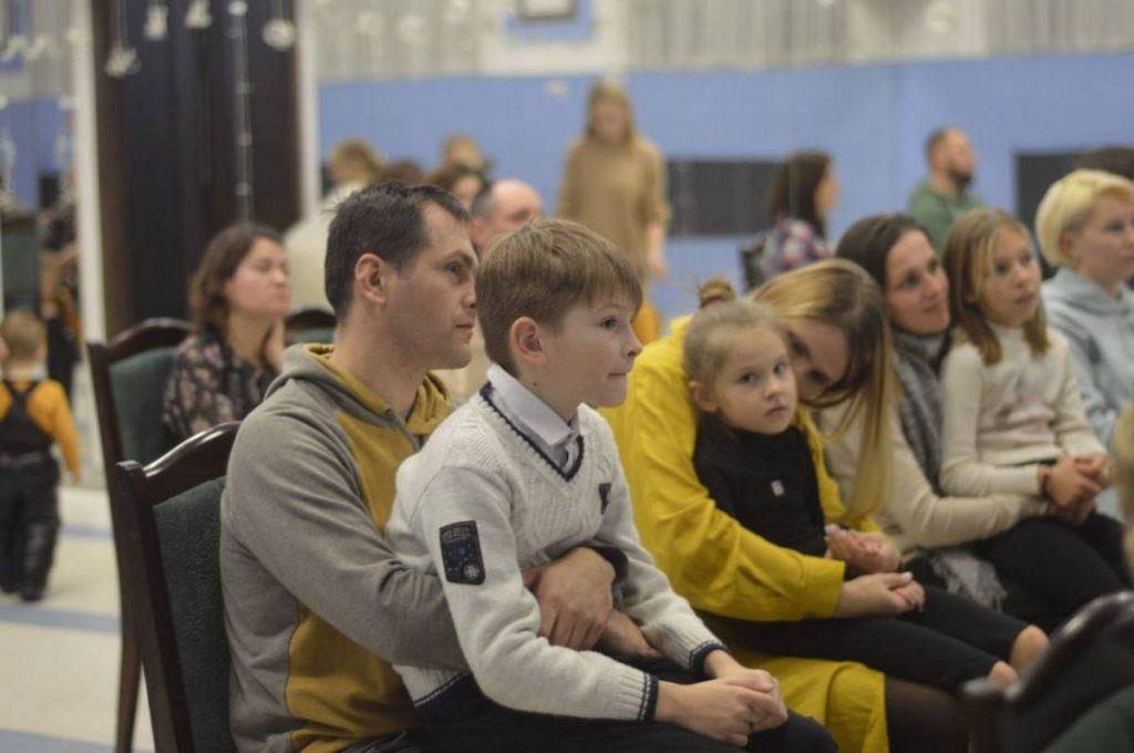 Эко-косметика, ПП-сладости, любовь к себе и детям — заглянули в «Женский клуб» Смолевичей