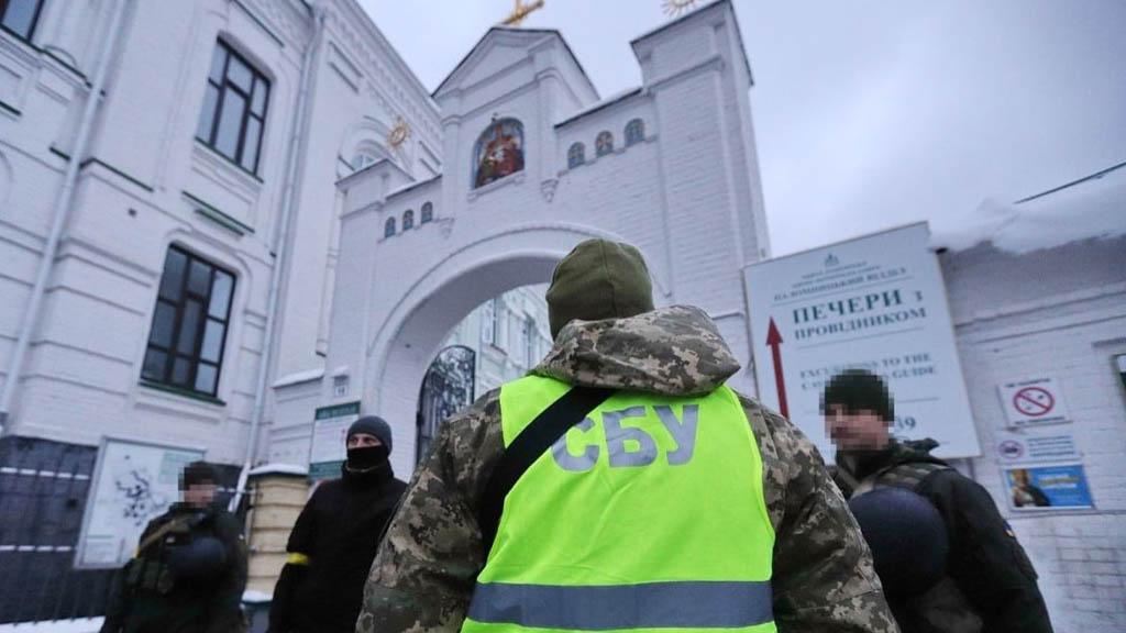 Украинские силовики вновь устроили провокацию в Киево-Печерской лавре