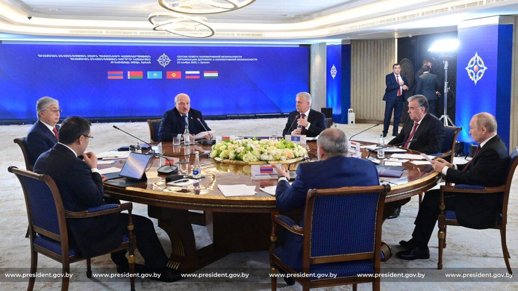 Лукашенко: Европа протрезвела — Зеленскому пора стирать маечку