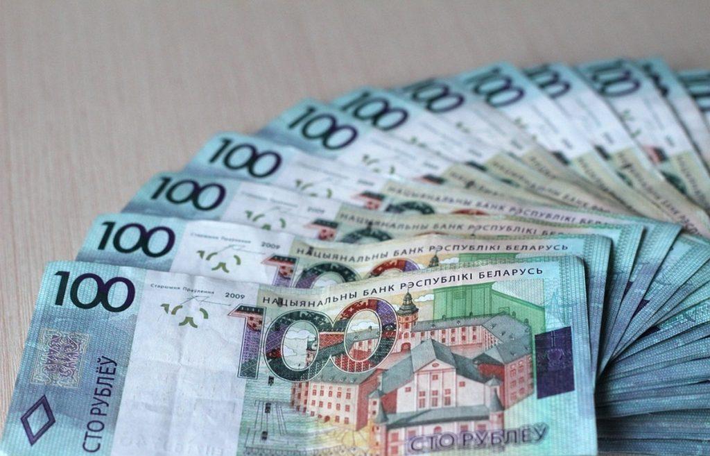 В какой валюте выгоднее всего хранить деньги — рассказали в Минфине