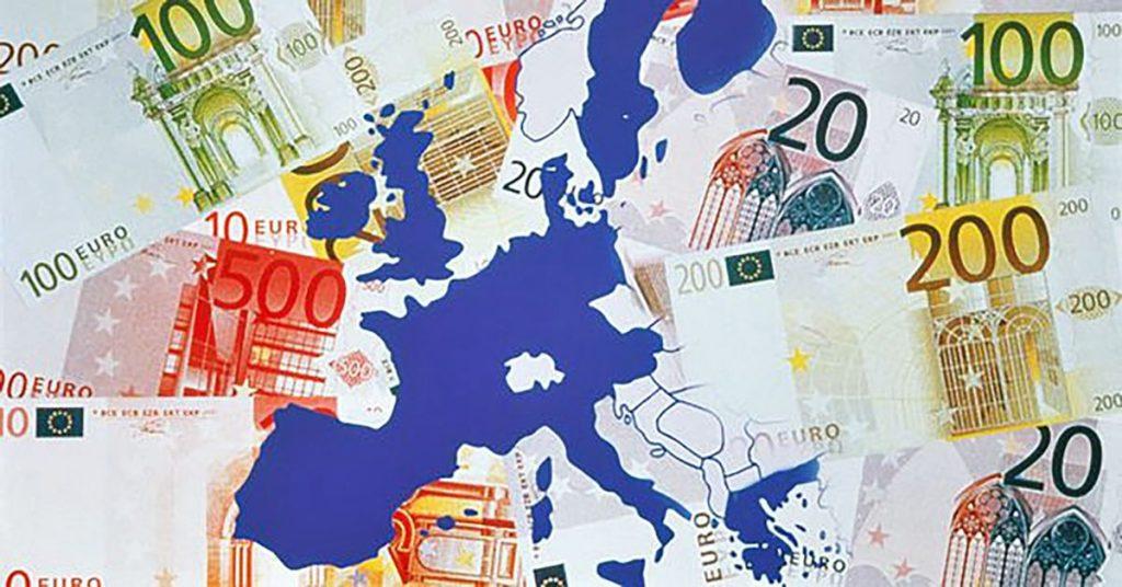 Евро исключили из корзины. Что это значит для простого белоруса