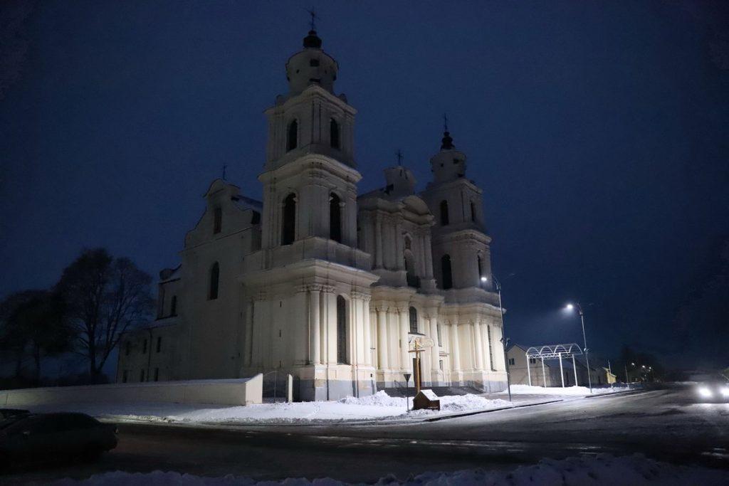 Крышу накрыли, а дальше что? В Будславе готовятся к Рождеству