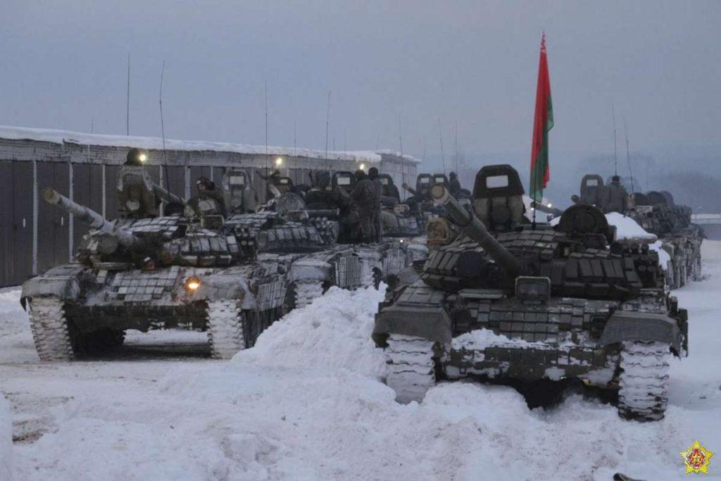 Передвижение военной техники может привести к ограничениям на некоторых дорогах