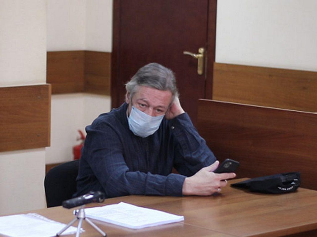 Актер Михаил Ефремов в суде