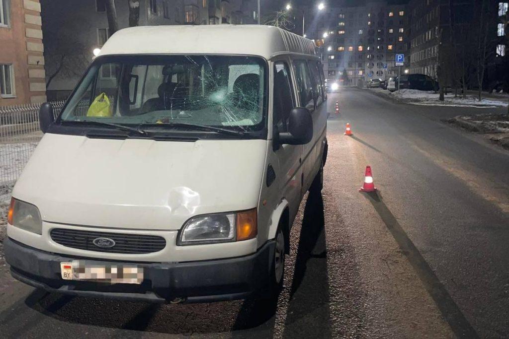 В Мачулищах водитель «Форд Транзит» сбил на переходе подростка
