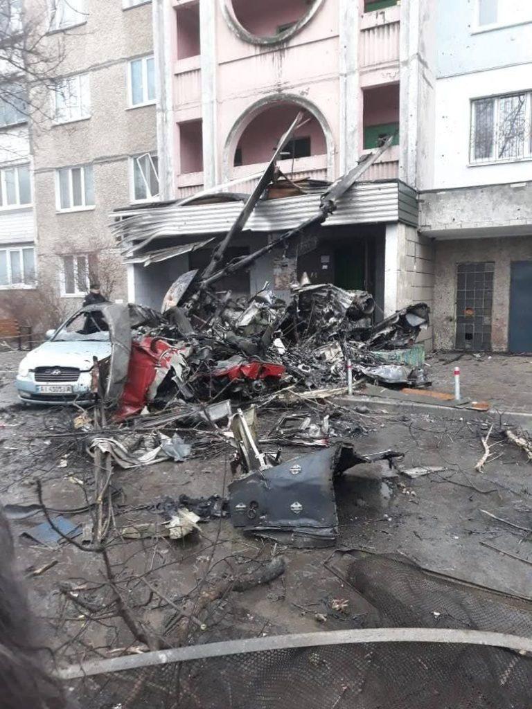 вертолет упал на Украине