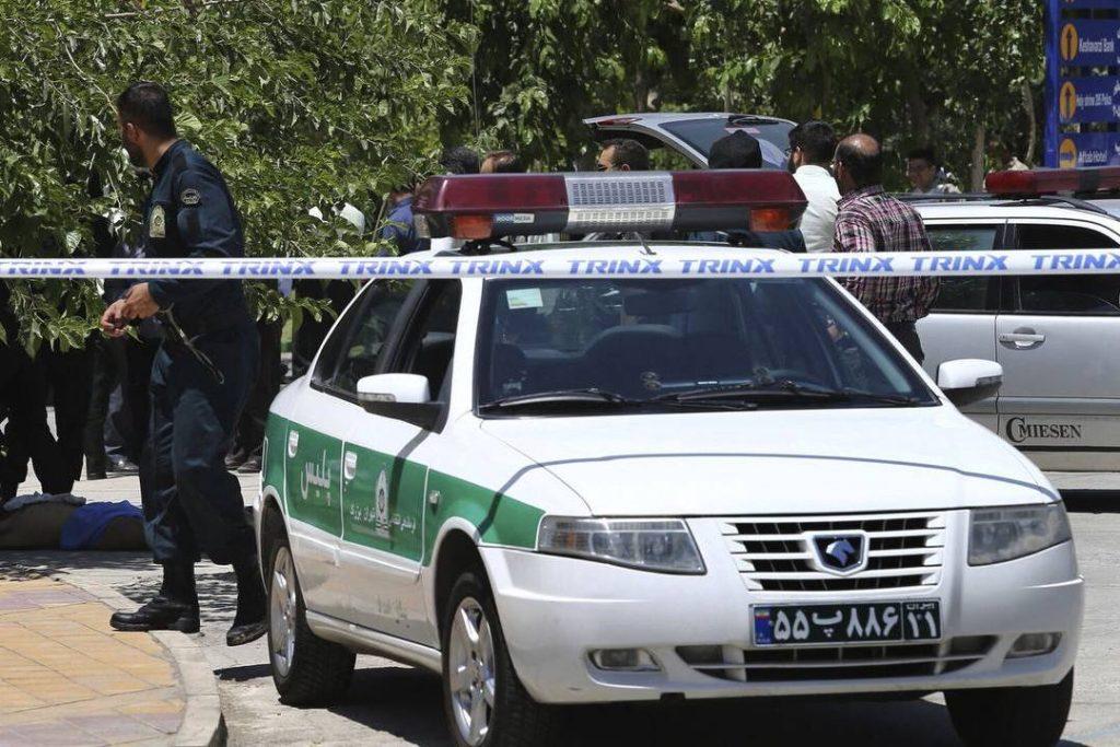 В Тегеране произошло вооруженное нападение на посольство Азербайджана — погиб охранник