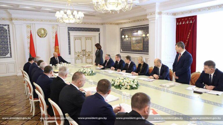 Лукашенко