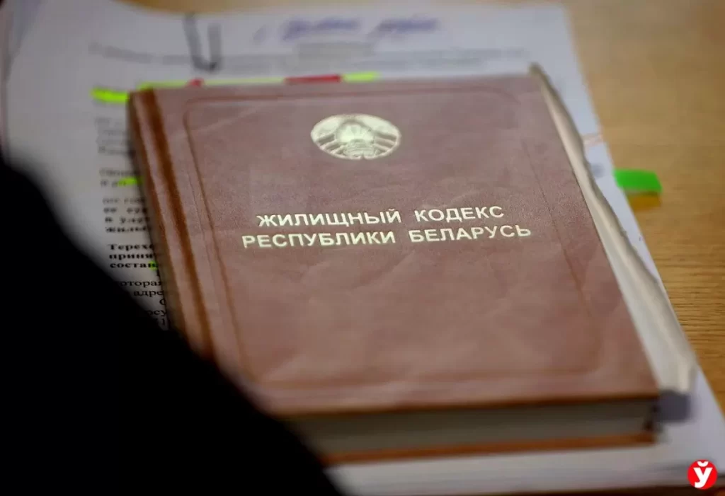 Почему многодетной маме из Червенского района отказывают в оформлении дома? 
