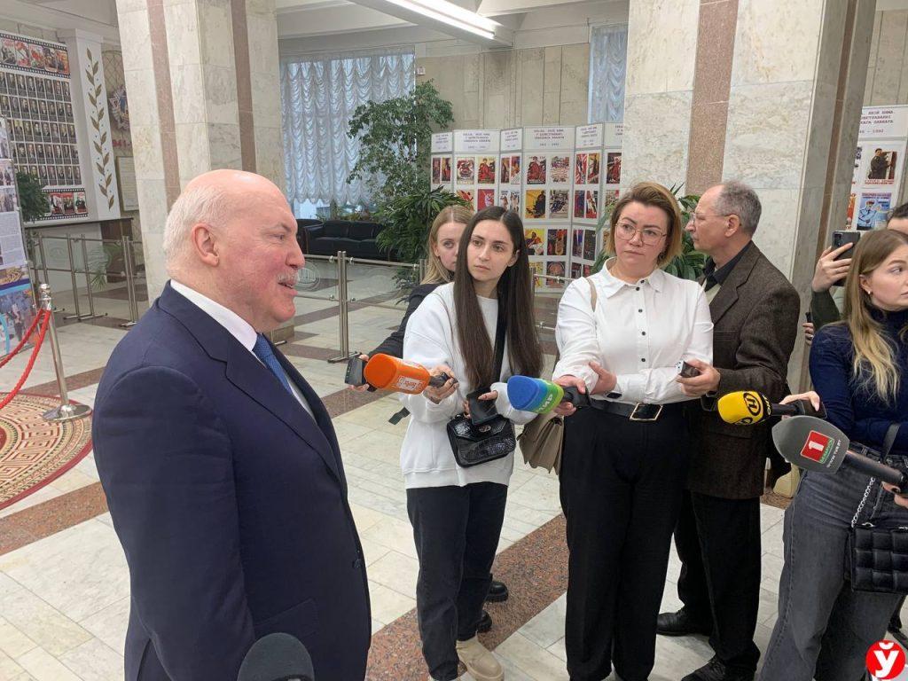 Дмитрий Мезенцев