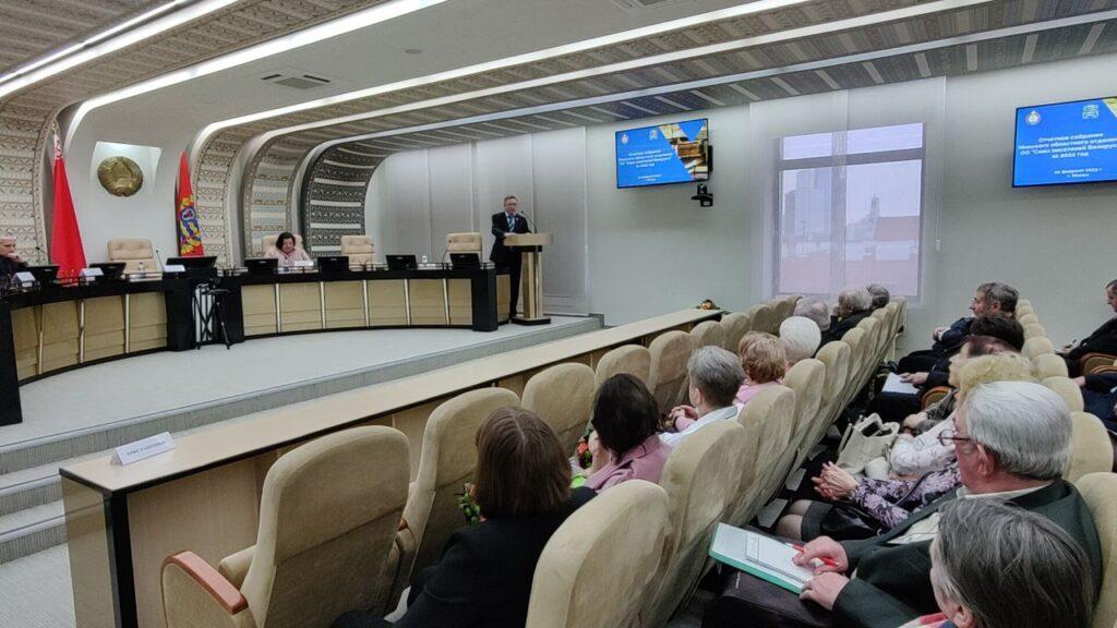 Писатели области
