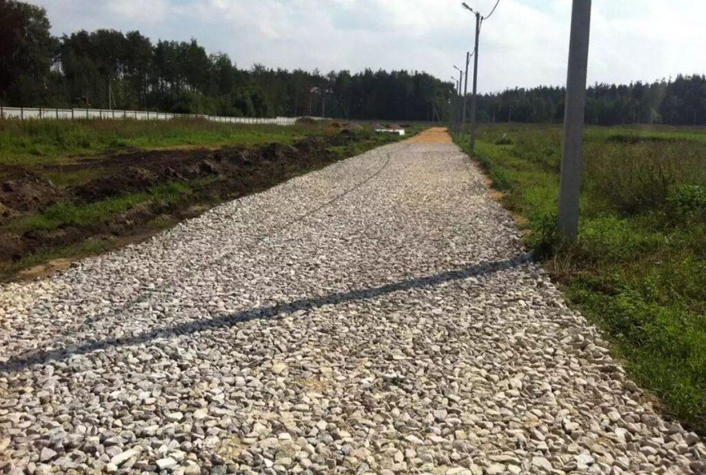 Минчанка хочет узаконить самовольно занятый участок дороги