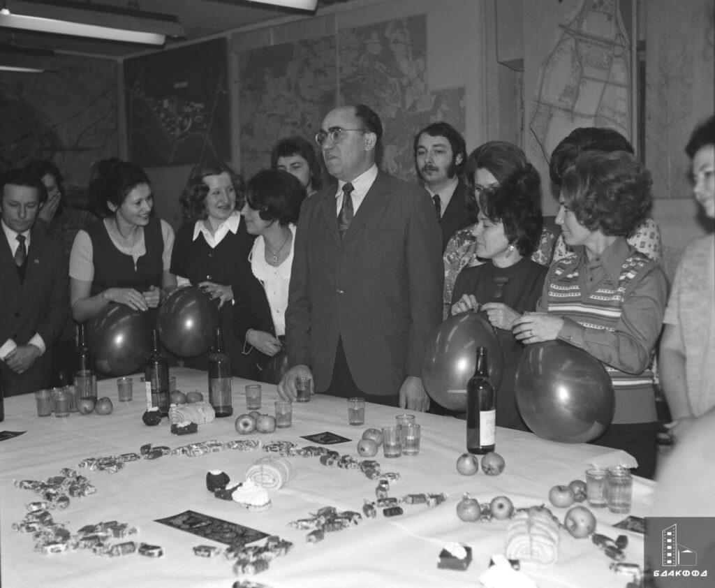 Работники мастерской генерального плана государственного проектного института «Минскпроект» отмечают Международный женский день, 8 марта 1970 г.