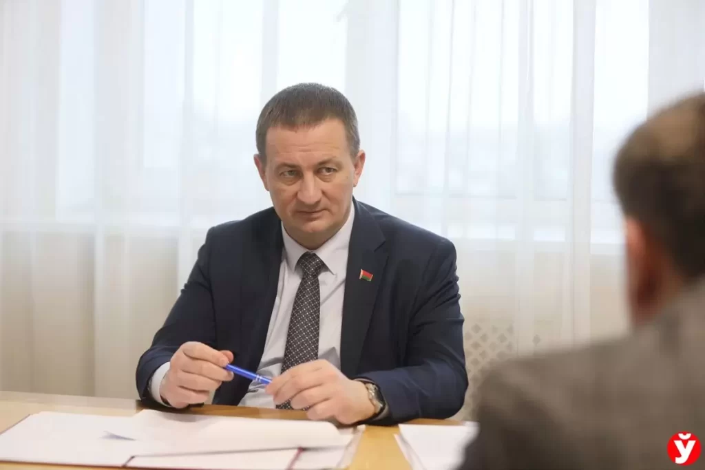 Турчин проведет прием граждан в Вилейском районе 3 мая. Открыта предварительная запись