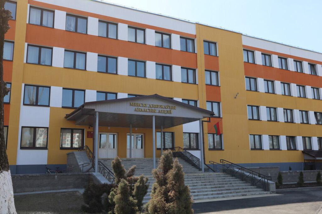 Перспектива и уникальность. Рассказываем, почему стоит поступать в МГОЛ