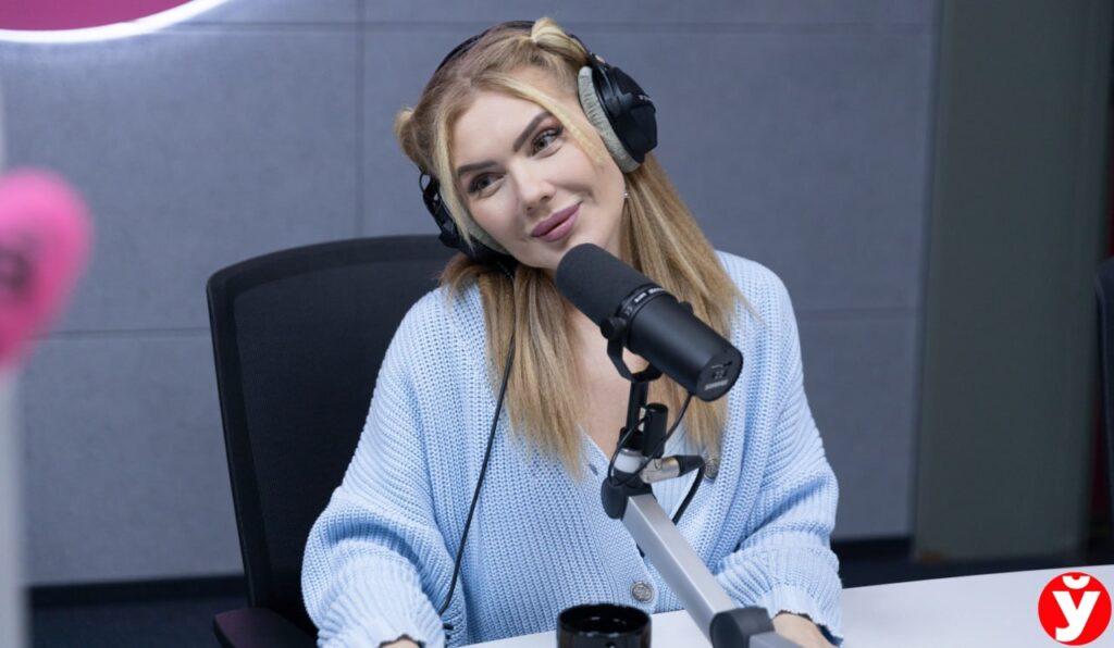 Карина Кросс рассказала о женском рэпе, хейте в соцсетях и любви к белорусским брендам