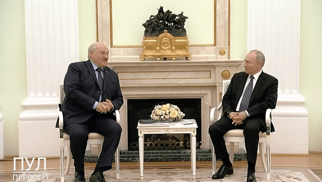 Лукашенко: мы все преодолеем, надо немного времени
