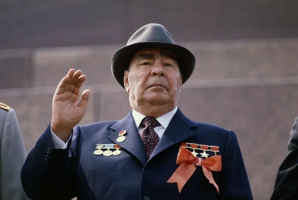 Брежнева лишили звания почетного гражданина Киева посмертно