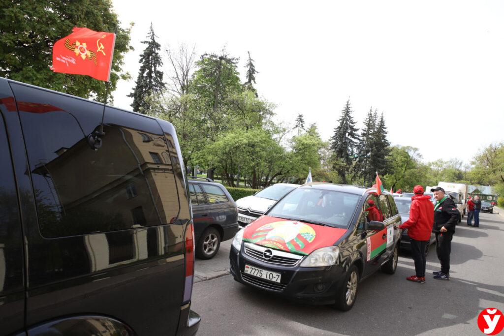 Уникальный патриотический автопробег жителей Донбасса и Крыма в формате Союзного антифашистского проекта «Наша Великая Родина» проходит практически по всей территории Беларуси с 1 по 5 мая