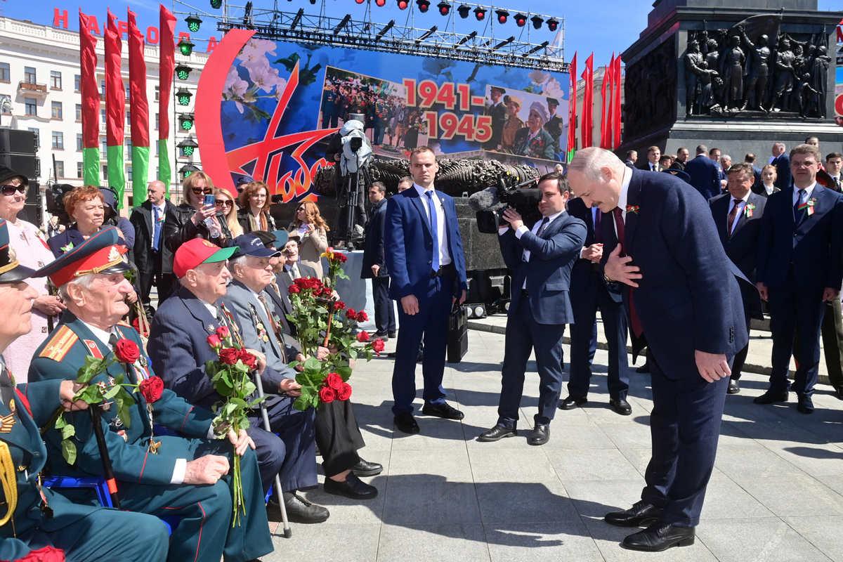 Великая Победа предопределила путь развития всех поколений белорусов —  Лукашенко - Минская правда