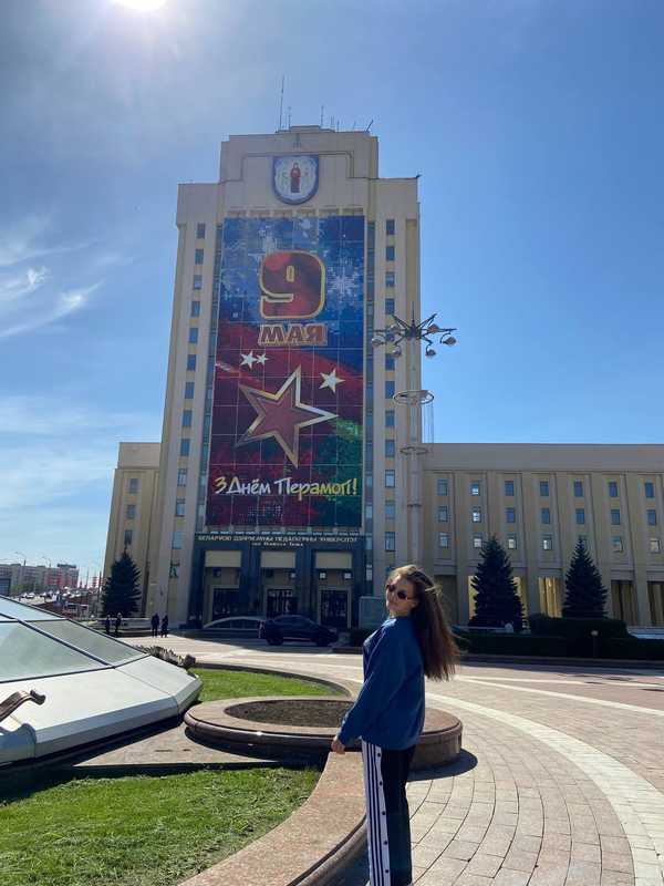 Девушка из запорожской области рассказала о том, как врут украинские СМИ