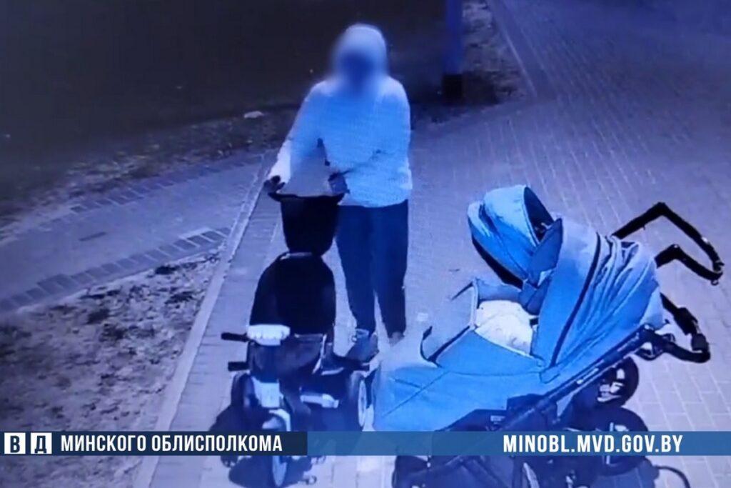 Борисовчанка украла из подъезда две коляски и велосипед