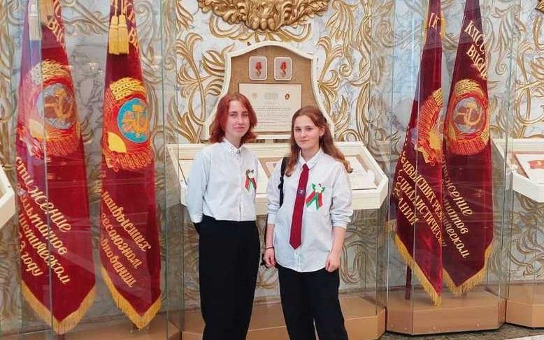 Школьница из Боровлян посетила Дворец Независимости благодаря конкурсу «Хатынь глазами детей»