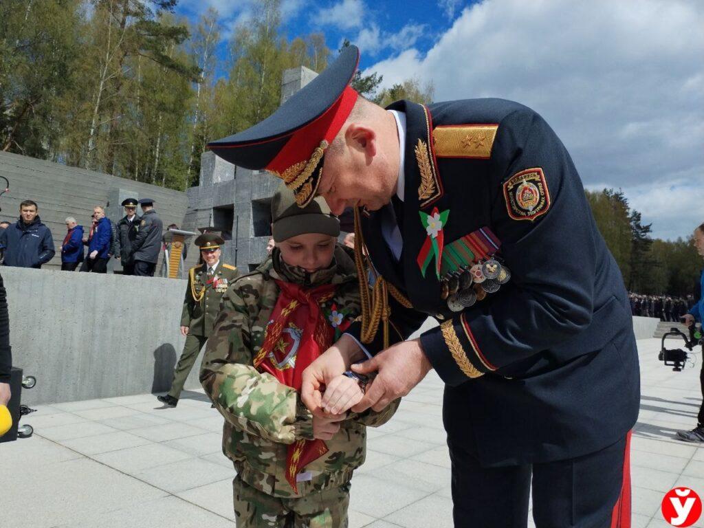 Иван Кубраков возглавил патриотическую акцию в Хатыни