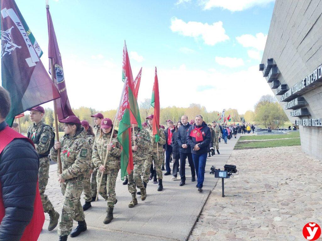 Иван Кубраков возглавил патриотическую акцию в Хатыни