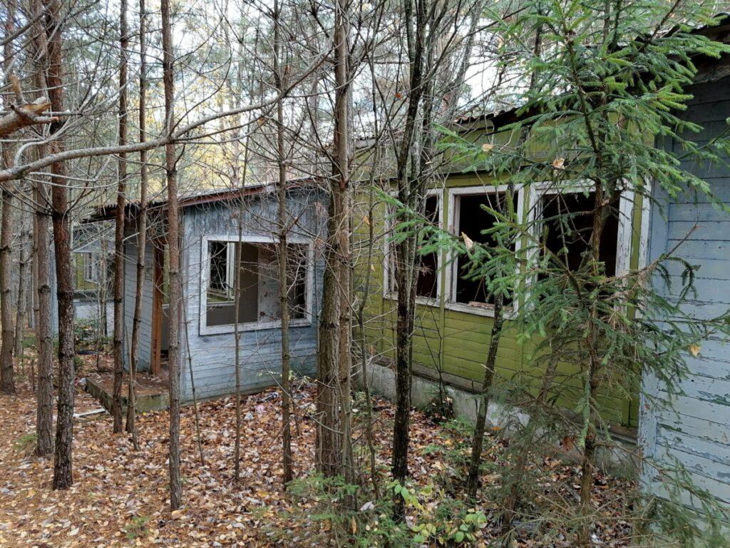 Заброшка лагерь