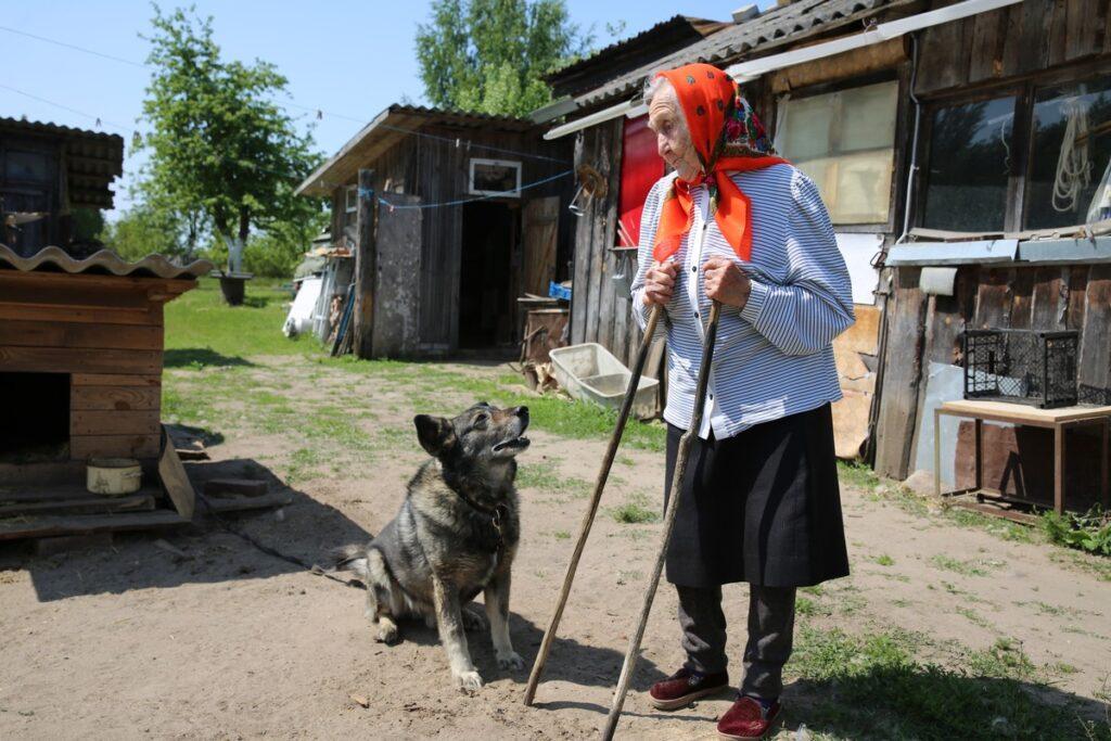 бабушка