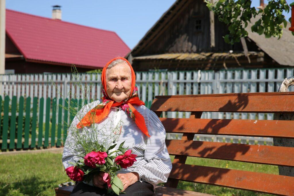 Прожить 100 лет. Рецептами долголетия делится бабушка из Пуховичского района