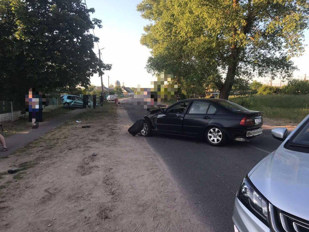 ДТП в Дзержинском районе — водитель и пассажир в больнице