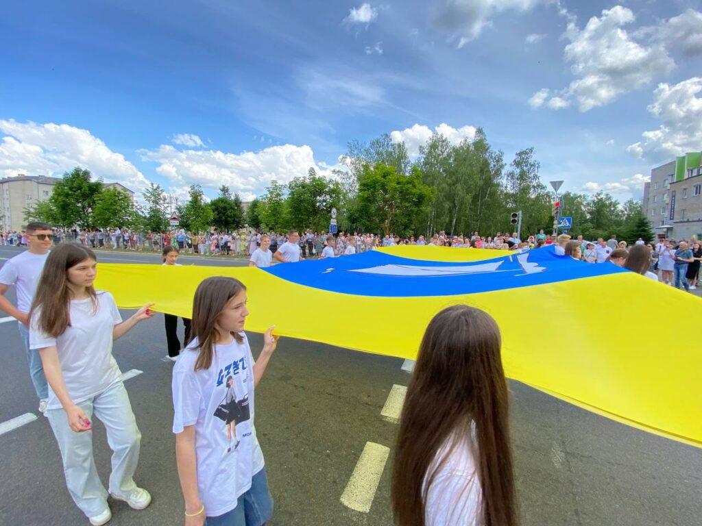 шествие Столбцы