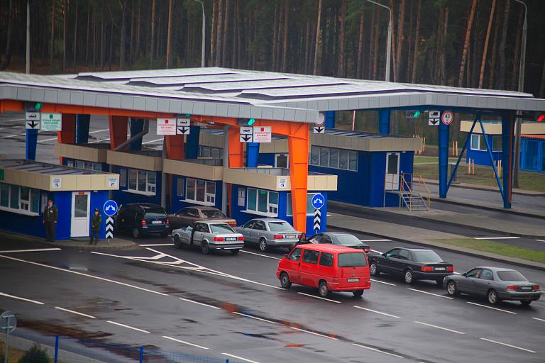 Белорусам ограничили выдачу «зеленой карты» для въезда в Россию